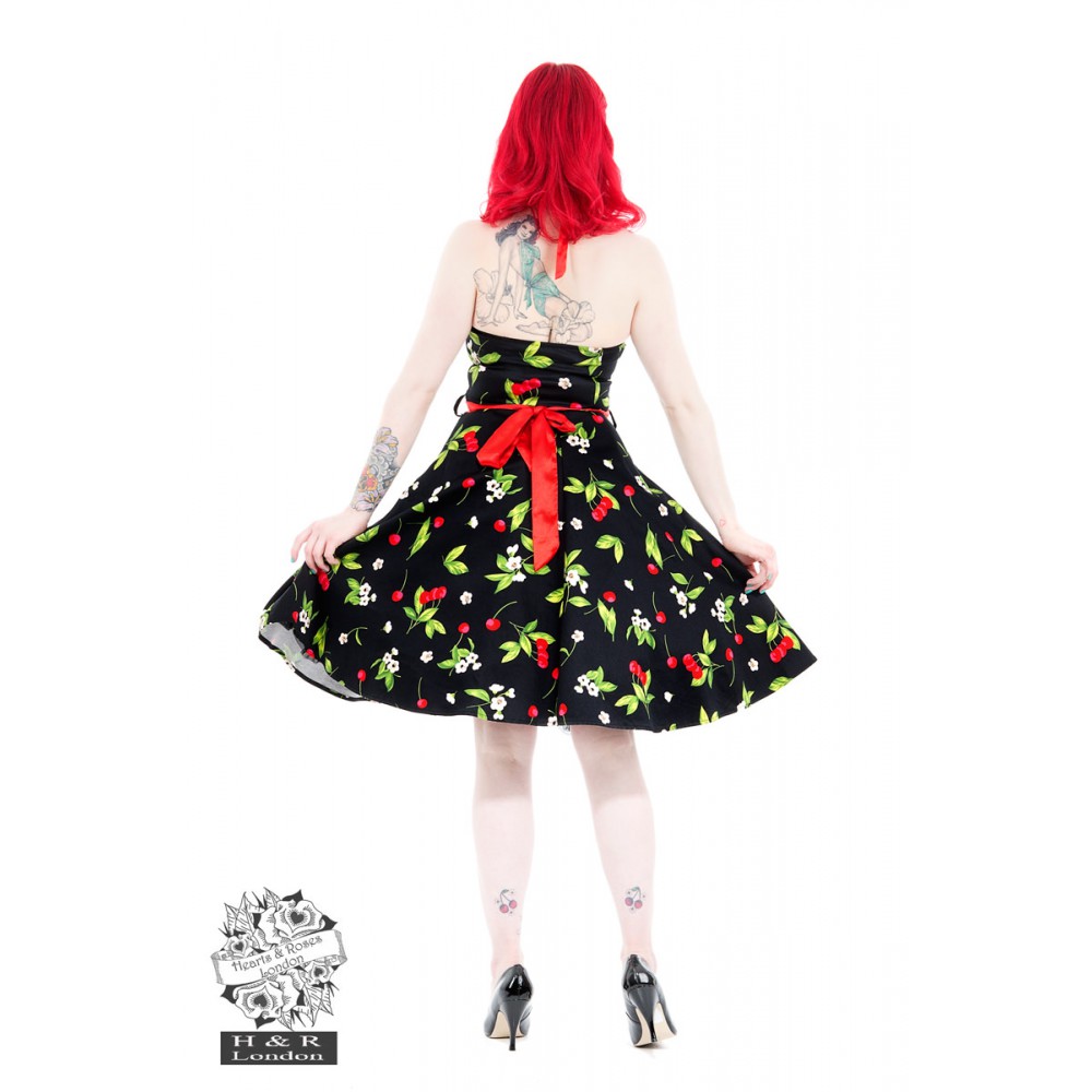 robe avec des cerises