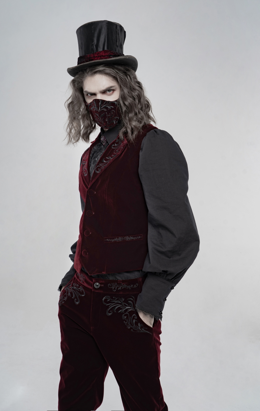 photo n°3 : Masque gothique en velours