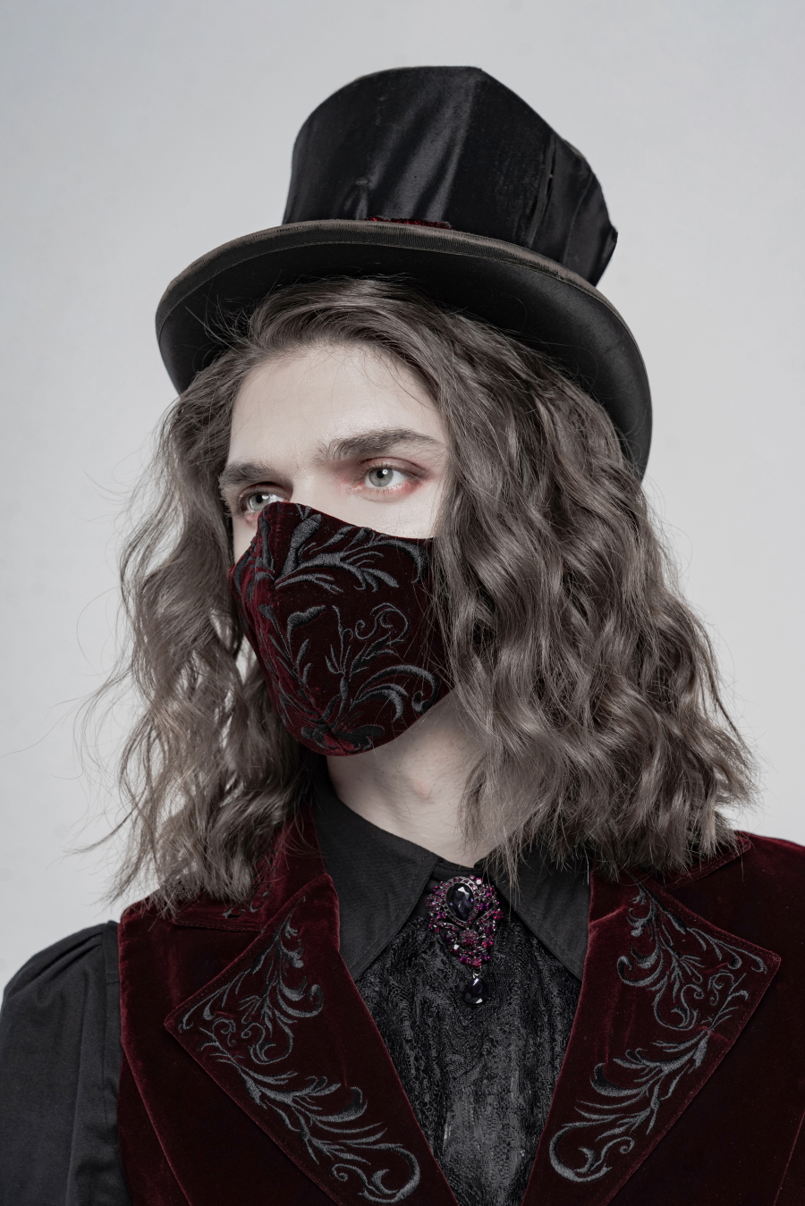 Masque gothique en velours
