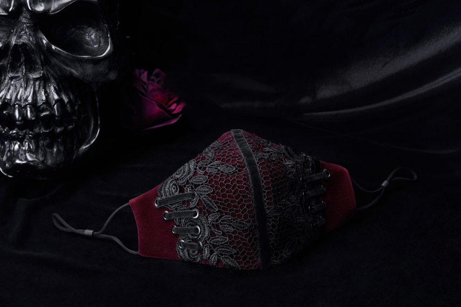 photo n°4 : Masque gothique en velours