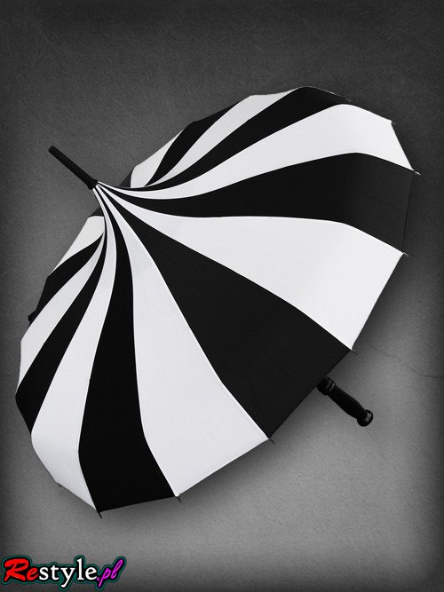 photo n°3 : Parapluie gothique style sorcière