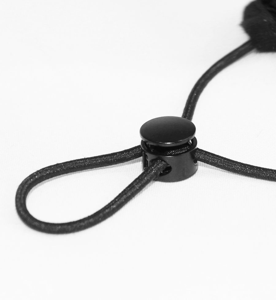 photo n°7 : Masque gothique en tissu
