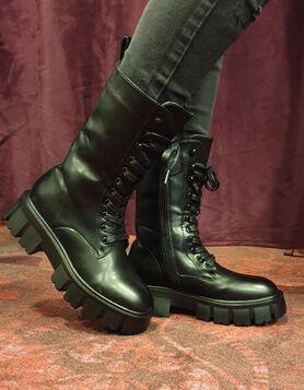 Bottines gothiques noires