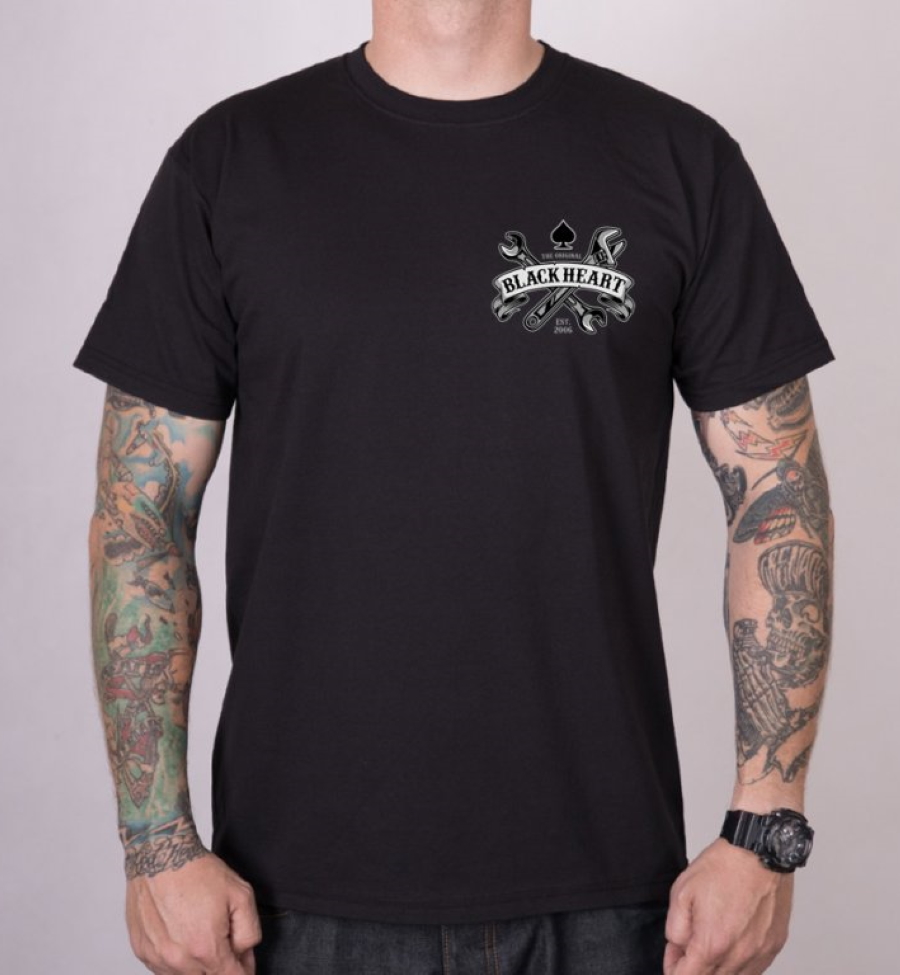 photo n°2 : T-shirt homme BLACK HEART 'respect tradition'