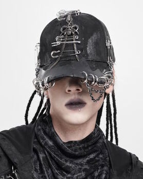 Casquette Gothique Safety Bones - Devil Fashion