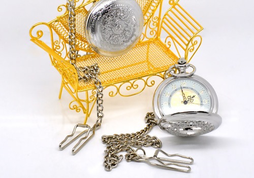 photo n°3 : Montre baroque à gousset silver tone