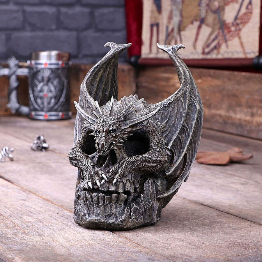photo n°6 : Crâne dragon NEMESIS