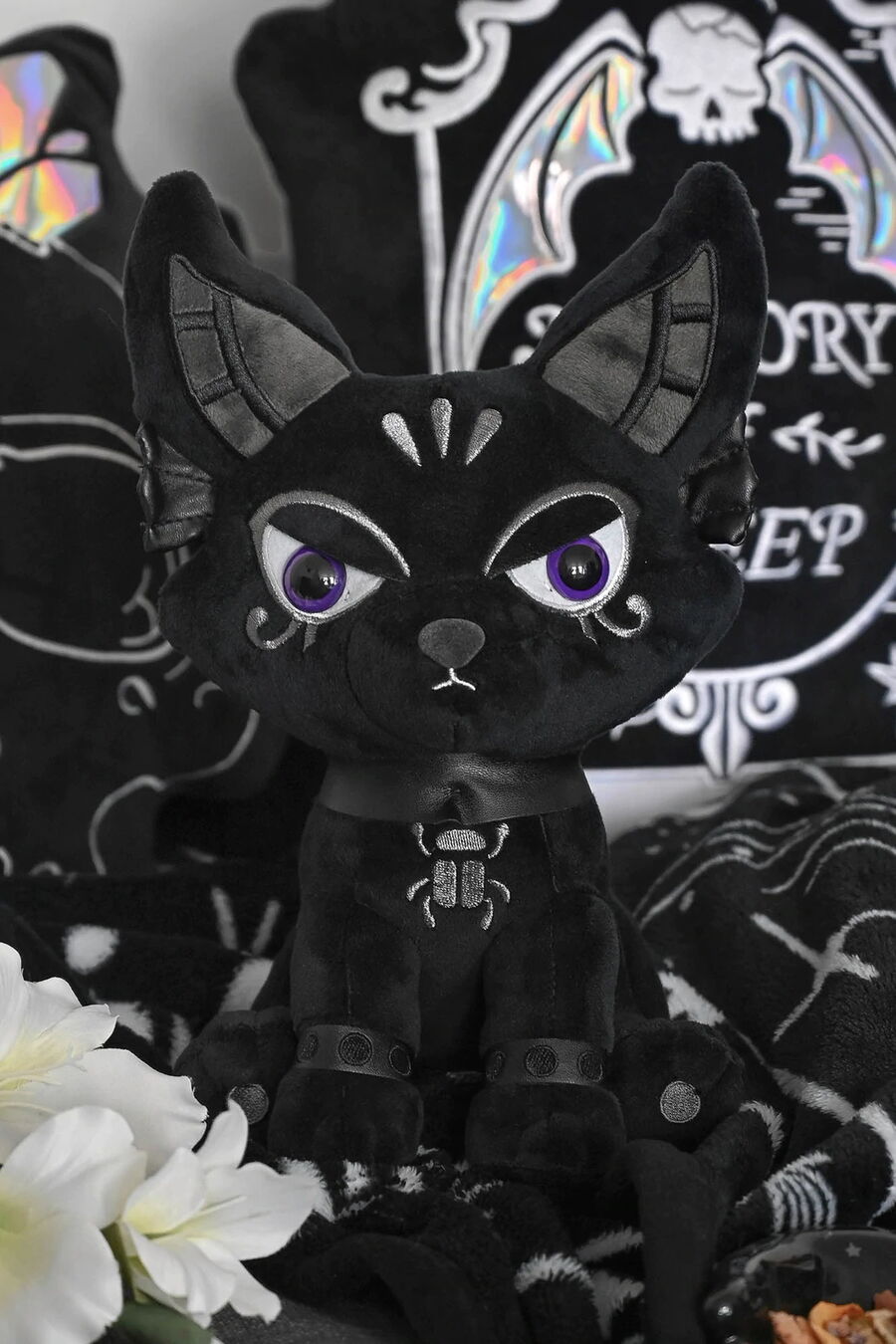 photo n°4 : Peluche KILLSTAR 'Baby Bast'