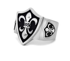 Bague monarchique en acier inox