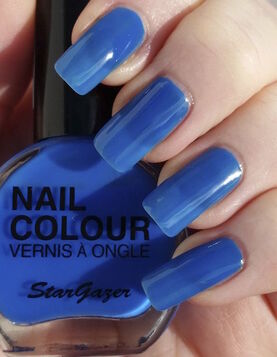 Vernis à ongles UV Reactive bleu
