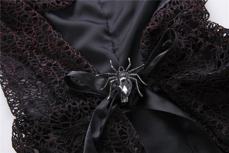 photo n°10 : Cape DARK IN LOVE ' arachnée'