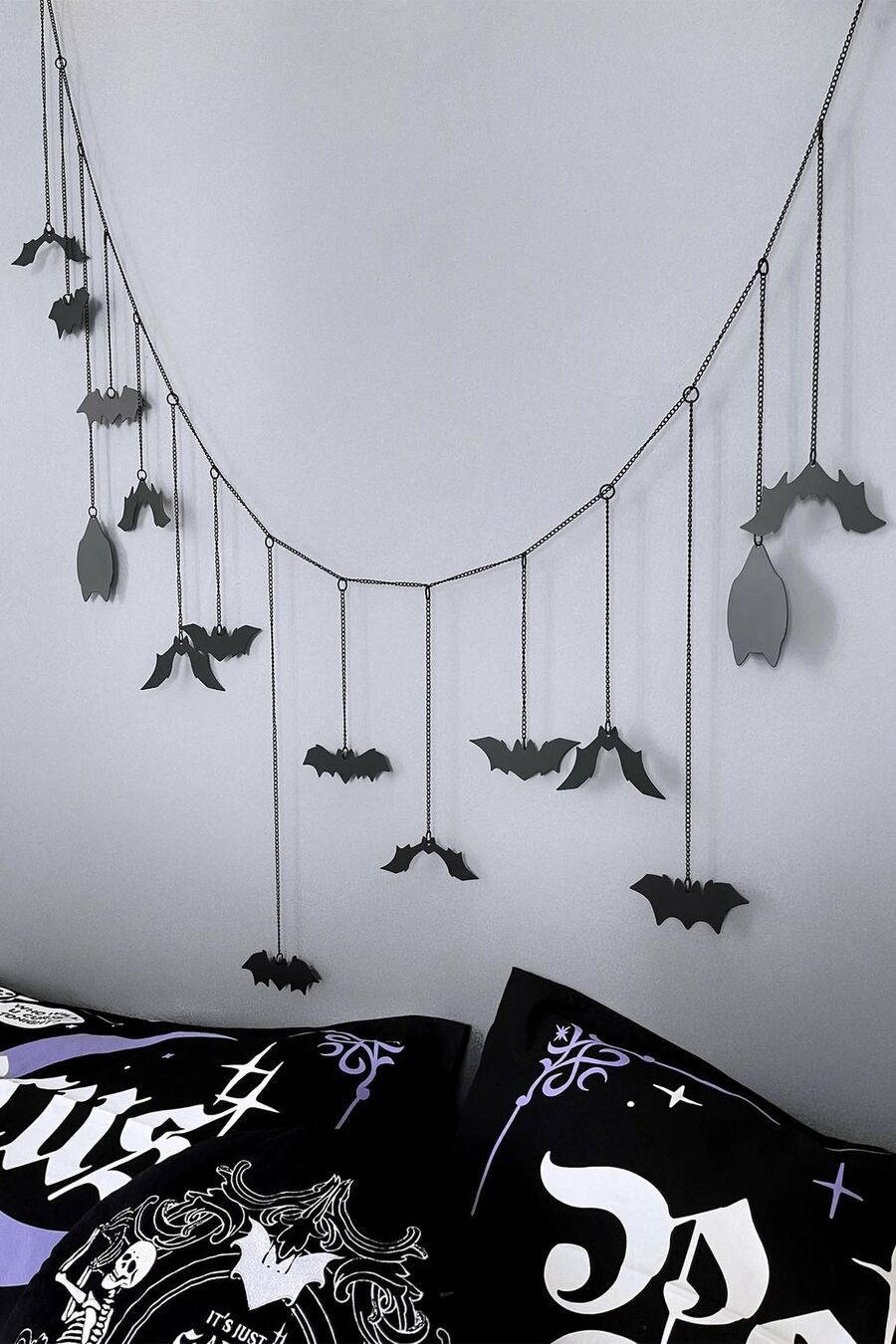 Décoration gothique KILLSTAR 'colony of bats'