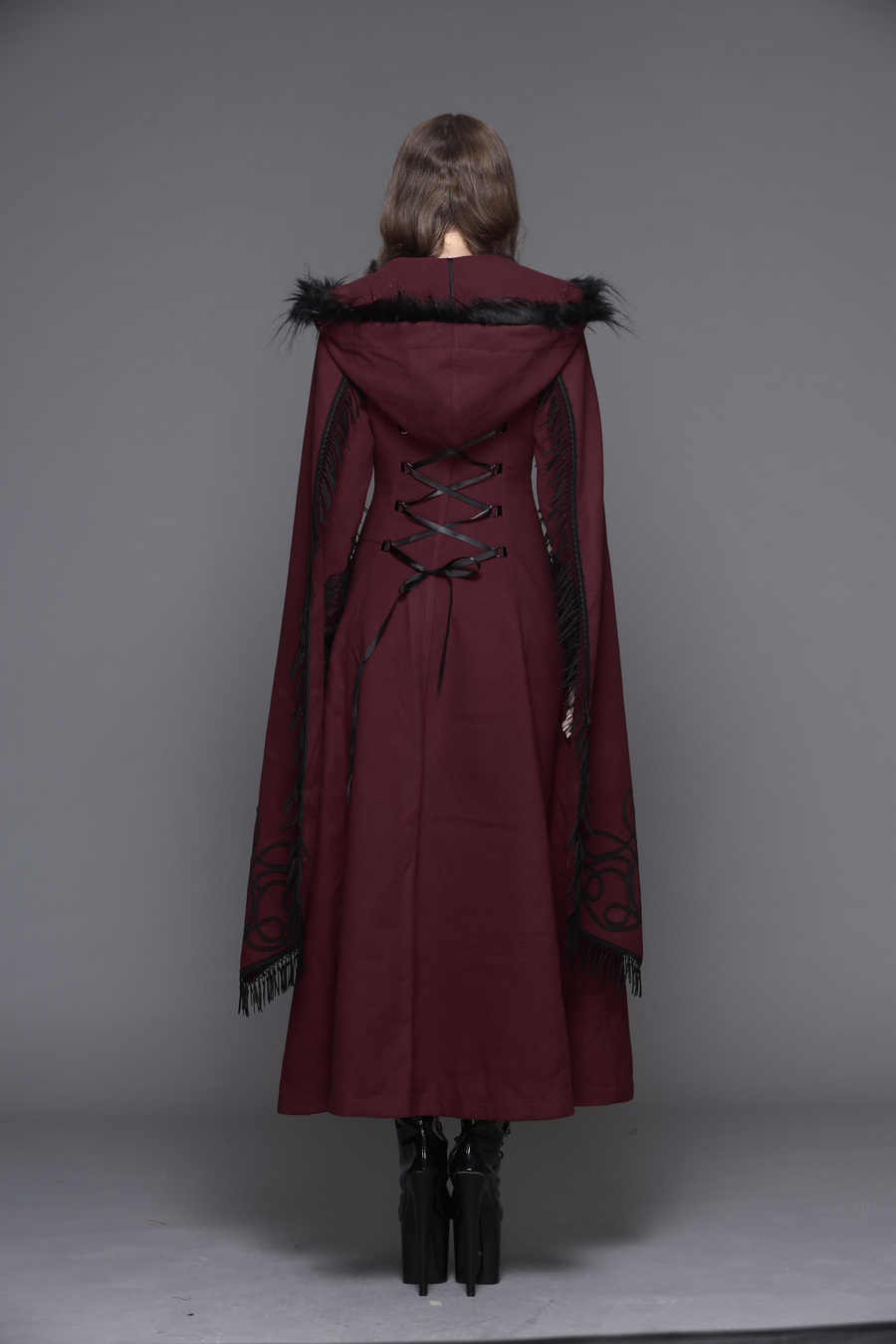 photo n°2 : Long manteau gothique femme 'red witch'