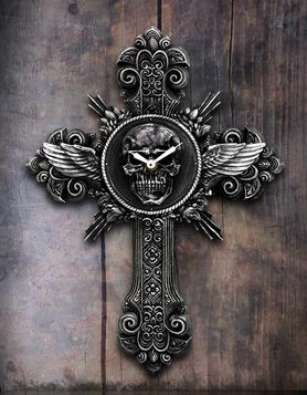 Horloge gothique 'Crâne Ailé' Nemesis Now