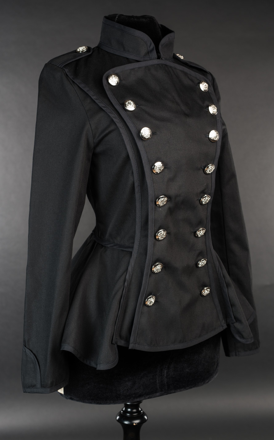 photo n°2 : Veste gothique femme DRACULA
