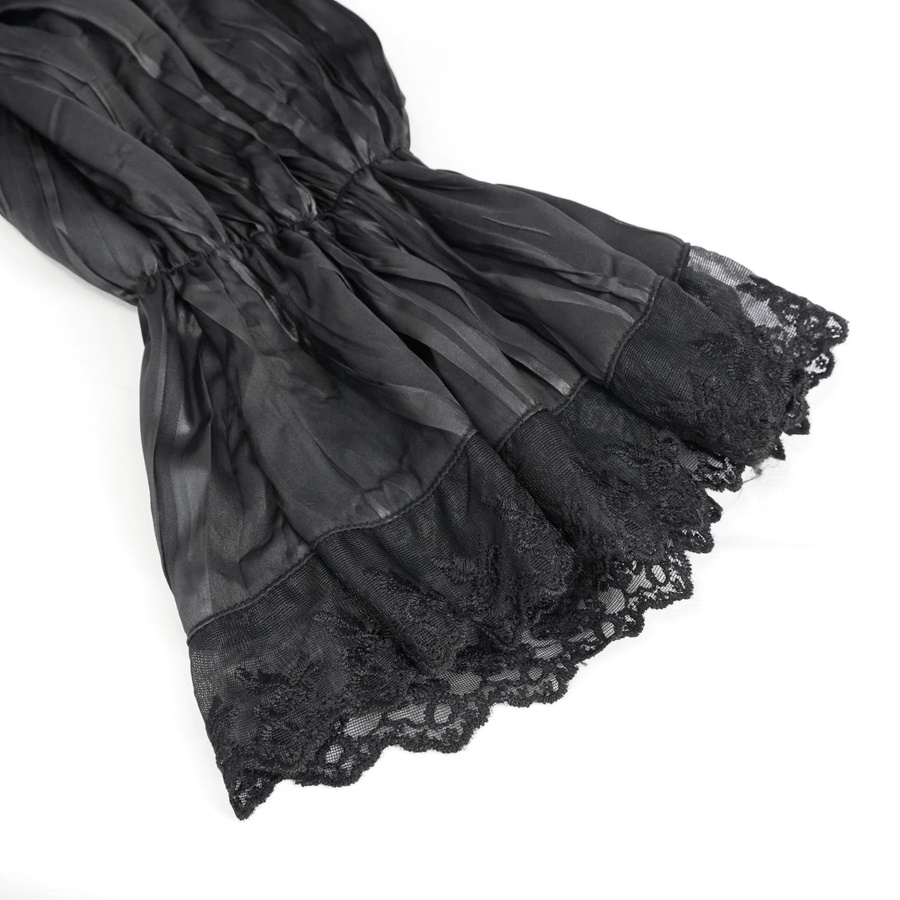 photo n°6 : Chemise gothique à jabot DEVIL FASHION