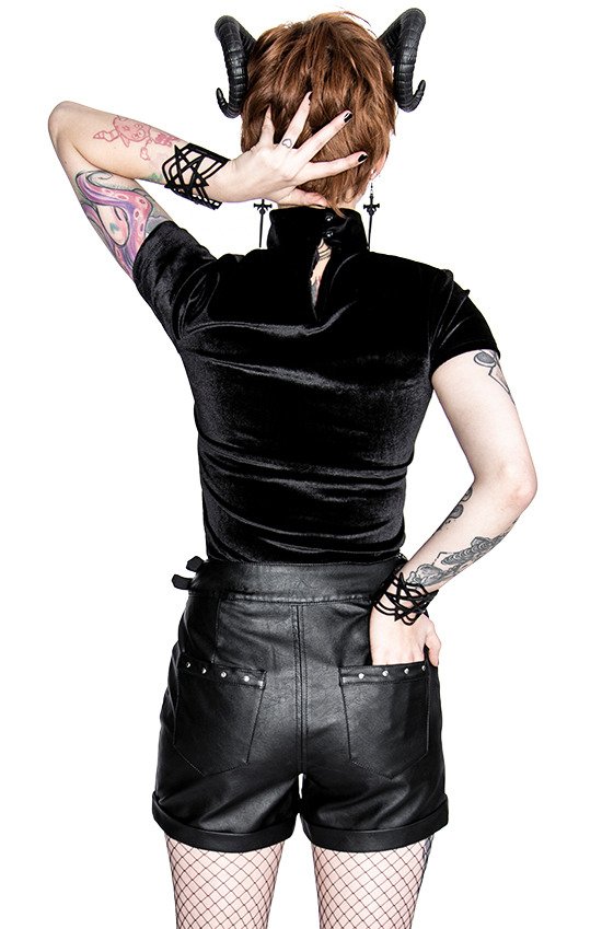 photo n°5 : Short RESTYLE en simili cuir