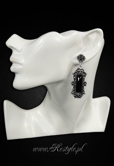 photo n°2 : Boucles d'oreille gothique 'Vivian Black'