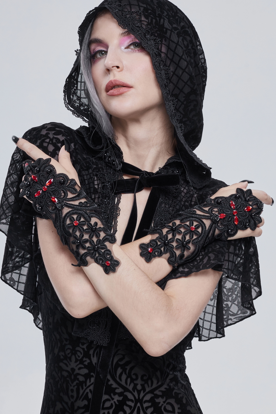 photo n°2 : Paire de mitaines DEVIL FASHION 'red stones'