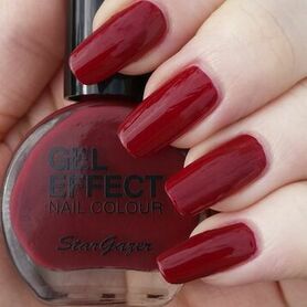 Vernis à ongles rouge ' Vampire gel effect'