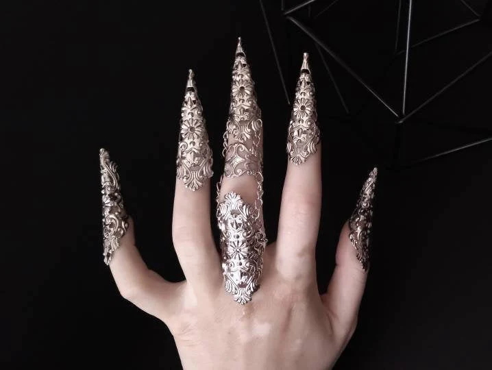 photo n°2 : Bague armure gothique 'rake'