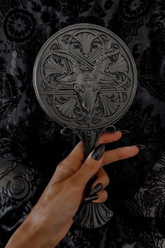 Miroir à main KILLSTAR 'Lord of night'