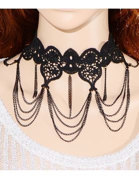 Collier gothique ras de cou