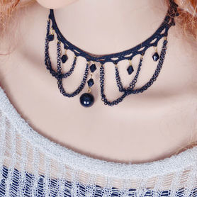 Collier gothique ras de cou