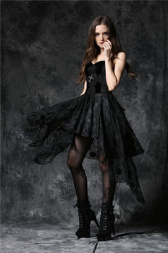 Robe gothique noire DARK IN LOVE