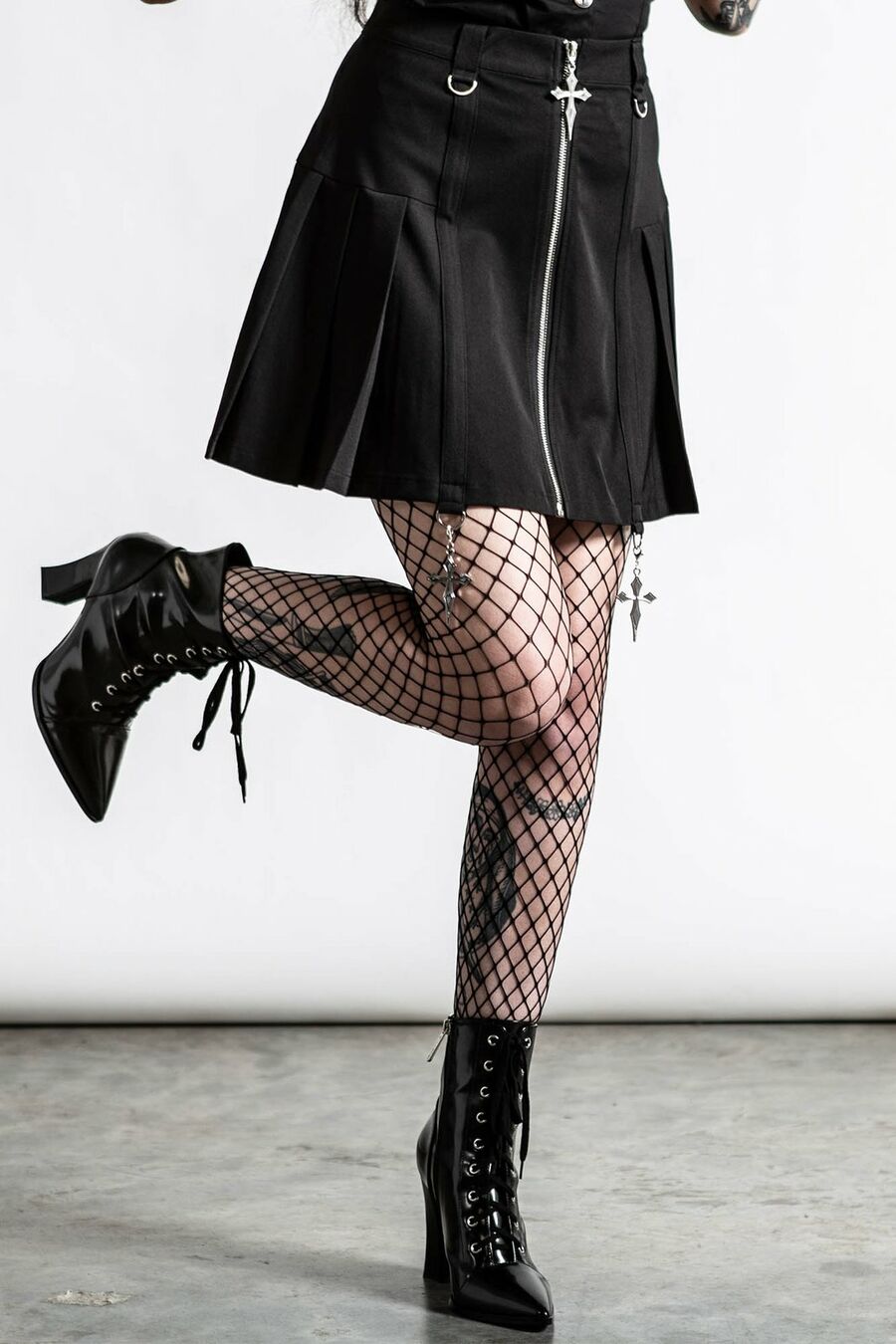 photo n°3 : Jupe plissée KILLSTAR 'rosalyn'