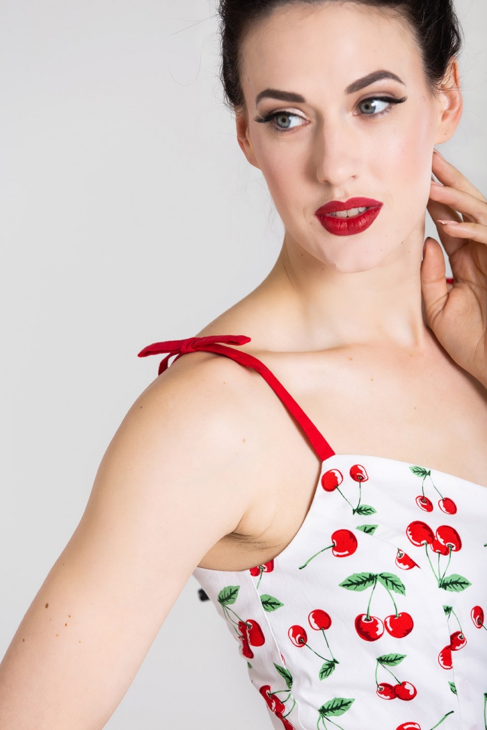 photo n°4 : Robe pin-up HELL BUNNY 'sweetie 50's'