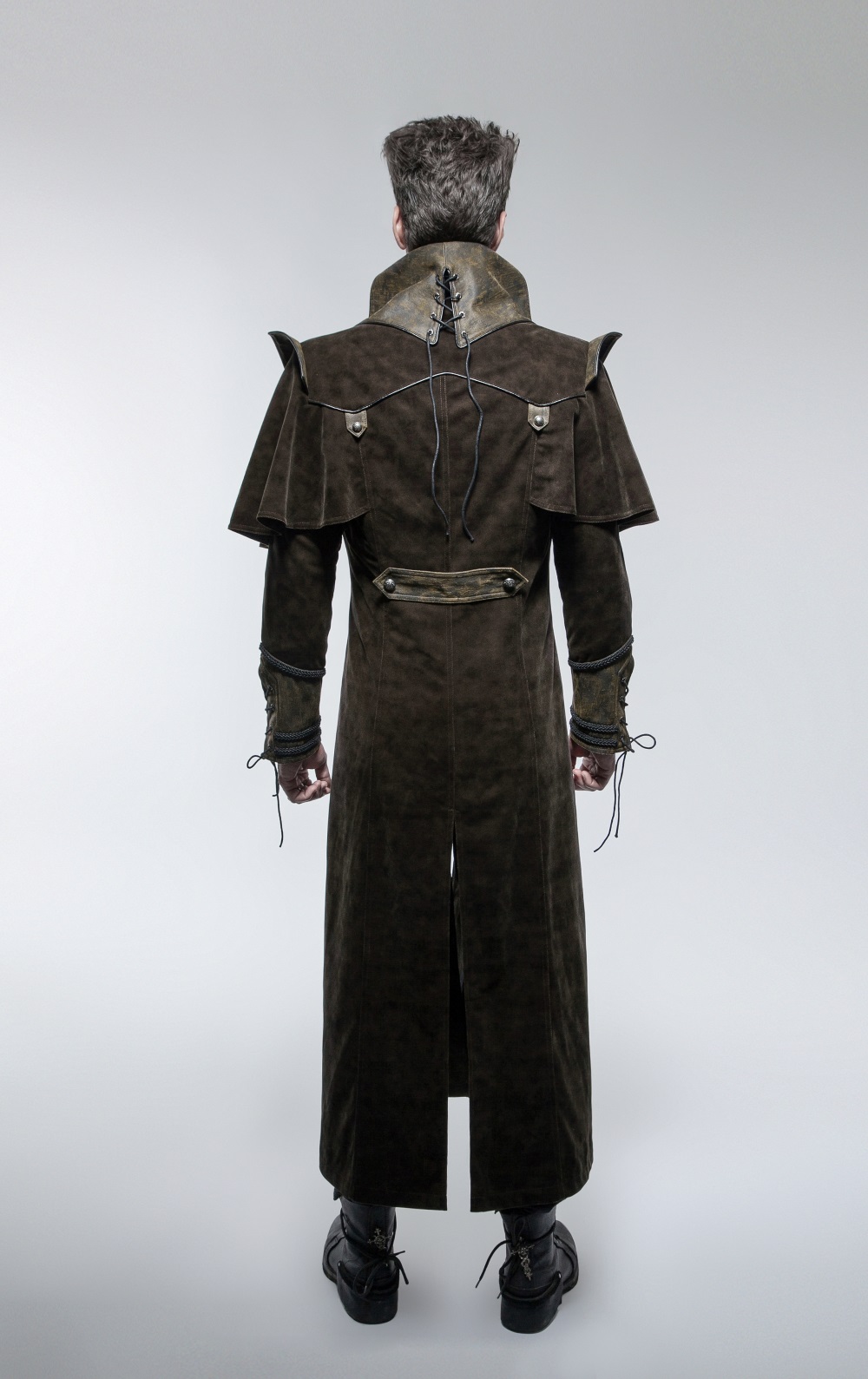 photo n°4 : Manteau steampunk 'ludwig 1867'