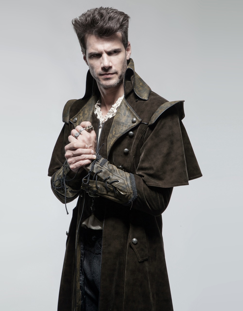 photo n°5 : Manteau steampunk 'ludwig 1867'